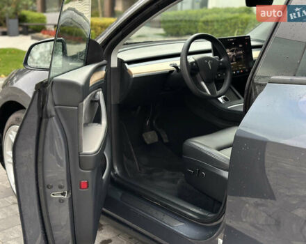Тесла Model Y 2023 в Ужгороде на Automoto.ua Серый Тесла Model Y, объемом двигателя 0 л и пробегом 62 тыс. км за 26400 $, фото 7 на Automoto.ua