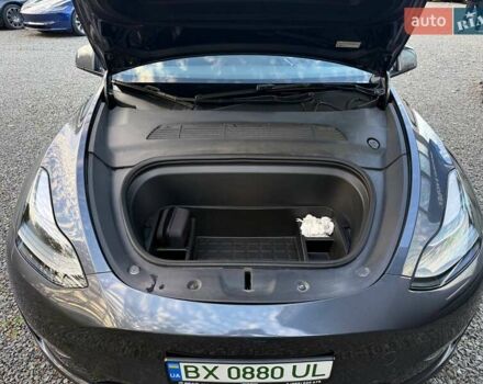 Сірий Тесла Model Y, об'ємом двигуна 0 л та пробігом 25 тис. км за 26900 $, фото 39 на Automoto.ua