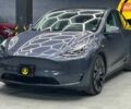 Серый Тесла Model Y, объемом двигателя 0 л и пробегом 27 тыс. км за 31800 $, фото 2 на Automoto.ua