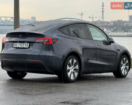 Серый Тесла Model Y, объемом двигателя 0 л и пробегом 66 тыс. км за 27900 $, фото 9 на Automoto.ua