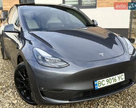 Сірий Тесла Model Y, об'ємом двигуна 0 л та пробігом 28 тис. км за 27900 $, фото 10 на Automoto.ua