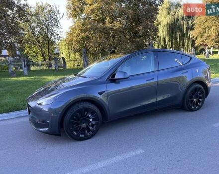 Тесла Model Y 2023 у Луцьку на Automoto.ua Сірий Тесла Model Y, об'ємом двигуна 0 л та пробігом 40 тис. км за 27900 $, фото 32 на Automoto.ua