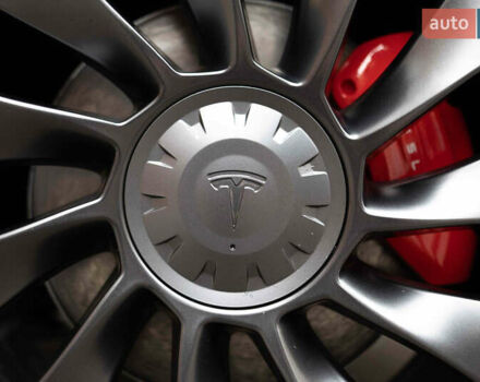 Серый Тесла Model Y, объемом двигателя 0 л и пробегом 5 тыс. км за 40900 $, фото 7 на Automoto.ua