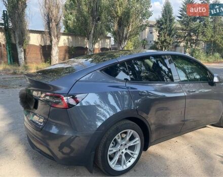 Серый Тесла Model Y, объемом двигателя 0 л и пробегом 31 тыс. км за 26500 $, фото 3 на Automoto.ua