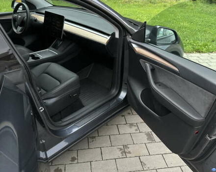 Серый Тесла Model Y, объемом двигателя 0 л и пробегом 4 тыс. км за 26500 $, фото 9 на Automoto.ua