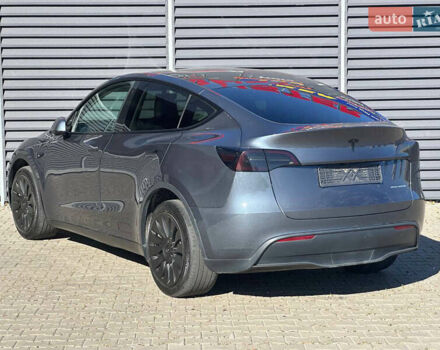 Серый Тесла Model Y, объемом двигателя 0 л и пробегом 93 тыс. км за 27900 $, фото 8 на Automoto.ua