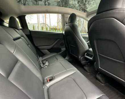 Серый Тесла Model Y, объемом двигателя 0 л и пробегом 22 тыс. км за 32000 $, фото 45 на Automoto.ua