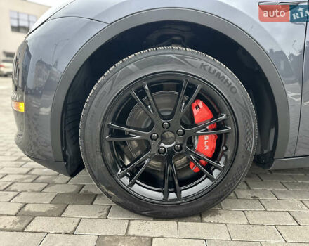 Сірий Тесла Model Y, об'ємом двигуна 0 л та пробігом 26 тис. км за 25999 $, фото 14 на Automoto.ua