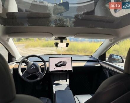Серый Тесла Model Y, объемом двигателя 0 л и пробегом 68 тыс. км за 28500 $, фото 21 на Automoto.ua
