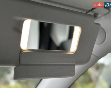 Сірий Тесла Model Y, об'ємом двигуна 0 л та пробігом 26 тис. км за 25999 $, фото 42 на Automoto.ua