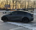 Серый Тесла Model Y, объемом двигателя 0 л и пробегом 20 тыс. км за 33000 $, фото 3 на Automoto.ua