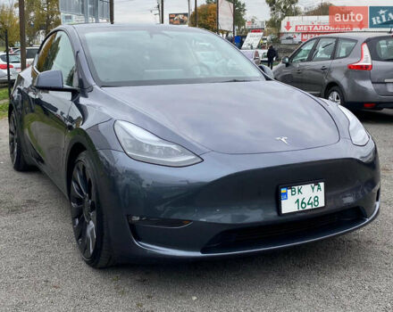 Серый Тесла Model Y, объемом двигателя 0 л и пробегом 26 тыс. км за 39000 $, фото 3 на Automoto.ua