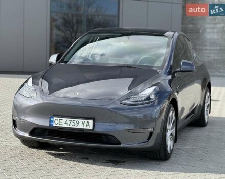 Серый Тесла Model Y, объемом двигателя 0 л и пробегом 15 тыс. км за 32000 $, фото 1 на Automoto.ua