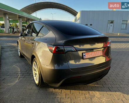 Сірий Тесла Model Y, об'ємом двигуна 0 л та пробігом 23 тис. км за 25600 $, фото 5 на Automoto.ua