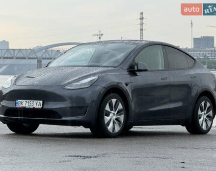Серый Тесла Model Y, объемом двигателя 0 л и пробегом 66 тыс. км за 27900 $, фото 3 на Automoto.ua