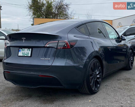 Серый Тесла Model Y, объемом двигателя 0 л и пробегом 26 тыс. км за 39000 $, фото 4 на Automoto.ua