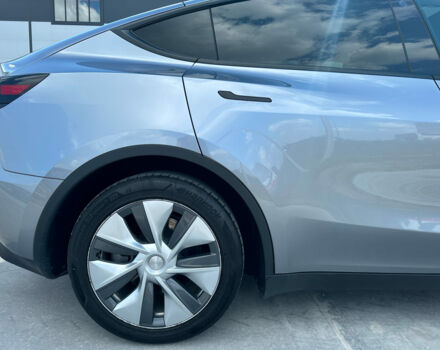 Серый Тесла Model Y, объемом двигателя 0 л и пробегом 23 тыс. км за 45490 $, фото 12 на Automoto.ua