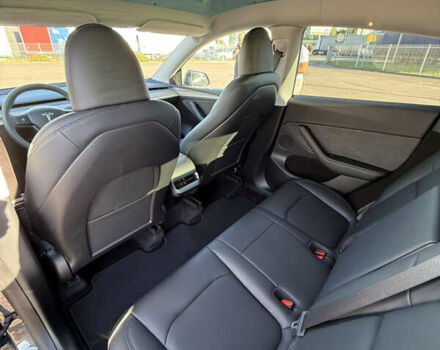 Серый Тесла Model Y, объемом двигателя 0 л и пробегом 46 тыс. км за 28300 $, фото 33 на Automoto.ua