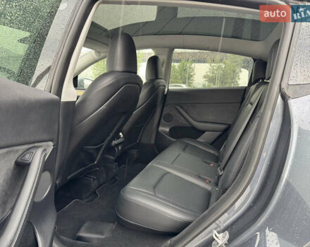 Серый Тесла Model Y, объемом двигателя 0 л и пробегом 66 тыс. км за 27900 $, фото 14 на Automoto.ua