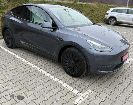 Серый Тесла Model Y, объемом двигателя 0 л и пробегом 64 тыс. км за 27300 $, фото 9 на Automoto.ua