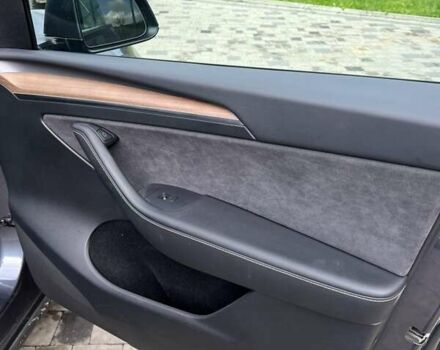 Тесла Model Y 2023 в Тячеве на Automoto.ua Серый Тесла Model Y, объемом двигателя 0 л и пробегом 32 тыс. км за 26700 $, фото 24 на Automoto.ua