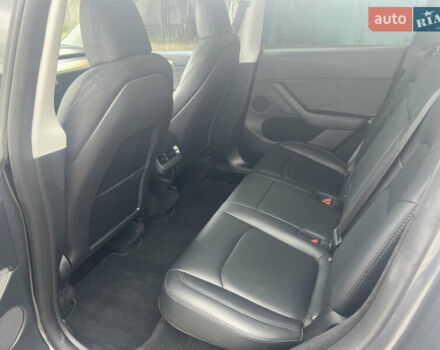 Серый Тесла Model Y, объемом двигателя 0 л и пробегом 40 тыс. км за 29990 $, фото 10 на Automoto.ua