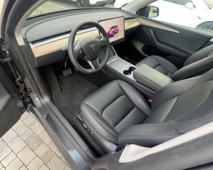 Серый Тесла Model Y, объемом двигателя 0 л и пробегом 41 тыс. км за 27300 $, фото 25 на Automoto.ua