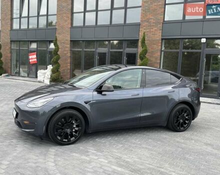 Серый Тесла Model Y, объемом двигателя 0 л и пробегом 17 тыс. км за 35999 $, фото 6 на Automoto.ua