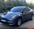 Серый Тесла Model Y, объемом двигателя 0 л и пробегом 23 тыс. км за 33000 $, фото 2 на Automoto.ua