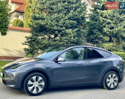 Серый Тесла Model Y, объемом двигателя 0 л и пробегом 21 тыс. км за 25300 $, фото 9 на Automoto.ua