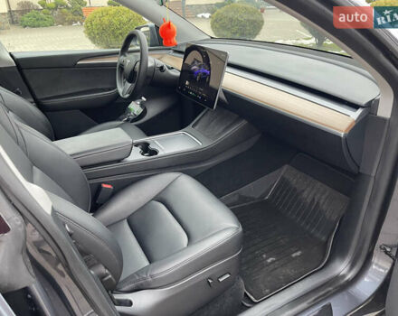 Серый Тесла Model Y, объемом двигателя 0 л и пробегом 35 тыс. км за 29200 $, фото 26 на Automoto.ua