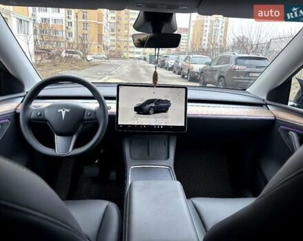 Серый Тесла Model Y, объемом двигателя 0 л и пробегом 35 тыс. км за 35000 $, фото 7 на Automoto.ua