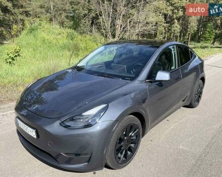 Серый Тесла Model Y, объемом двигателя 0 л и пробегом 42 тыс. км за 26500 $, фото 19 на Automoto.ua