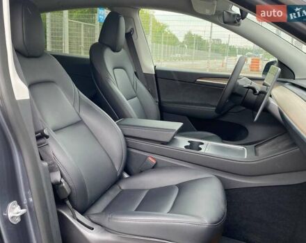 Сірий Тесла Model Y, об'ємом двигуна 0 л та пробігом 9 тис. км за 32490 $, фото 14 на Automoto.ua