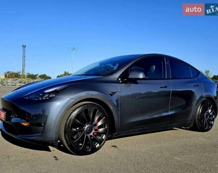 Серый Тесла Model Y, объемом двигателя 0 л и пробегом 29 тыс. км за 27900 $, фото 4 на Automoto.ua