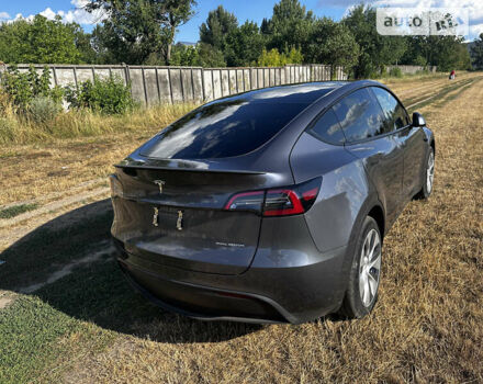 Серый Тесла Model Y, объемом двигателя 0 л и пробегом 31 тыс. км за 26500 $, фото 3 на Automoto.ua