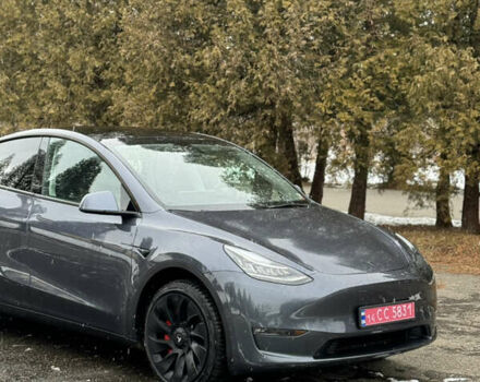 Серый Тесла Model Y, объемом двигателя 0 л и пробегом 28 тыс. км за 28200 $, фото 2 на Automoto.ua