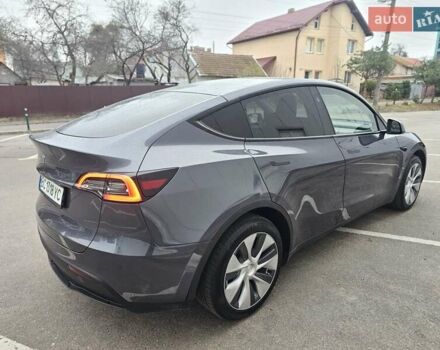 Серый Тесла Model Y, объемом двигателя 0 л и пробегом 23 тыс. км за 27000 $, фото 6 на Automoto.ua