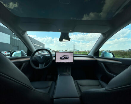 Серый Тесла Model Y, объемом двигателя 0 л и пробегом 23 тыс. км за 45490 $, фото 16 на Automoto.ua