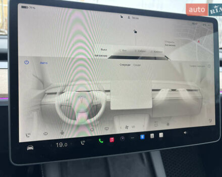 Серый Тесла Model Y, объемом двигателя 0 л и пробегом 20 тыс. км за 27000 $, фото 19 на Automoto.ua