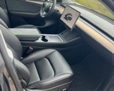 Сірий Тесла Model Y, об'ємом двигуна 0 л та пробігом 25 тис. км за 25000 $, фото 11 на Automoto.ua