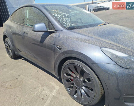 Серый Тесла Model Y, объемом двигателя 0 л и пробегом 29 тыс. км за 27500 $, фото 4 на Automoto.ua