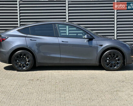 Серый Тесла Model Y, объемом двигателя 0 л и пробегом 34 тыс. км за 27000 $, фото 15 на Automoto.ua