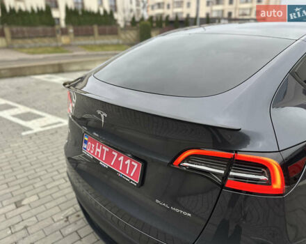 Сірий Тесла Model Y, об'ємом двигуна 0 л та пробігом 26 тис. км за 25999 $, фото 11 на Automoto.ua