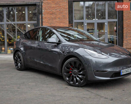 Серый Тесла Model Y, объемом двигателя 0 л и пробегом 5 тыс. км за 40900 $, фото 18 на Automoto.ua