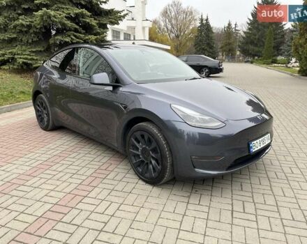 Серый Тесла Model Y, объемом двигателя 0 л и пробегом 60 тыс. км за 29000 $, фото 4 на Automoto.ua