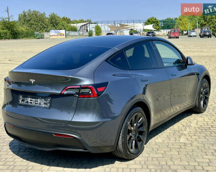 Серый Тесла Model Y, объемом двигателя 0 л и пробегом 45 тыс. км за 23700 $, фото 41 на Automoto.ua