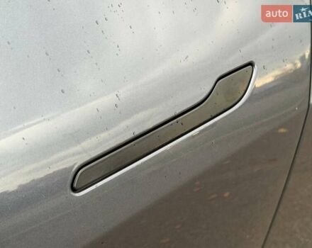 Сірий Тесла Model Y, об'ємом двигуна 0 л та пробігом 70 тис. км за 31500 $, фото 15 на Automoto.ua