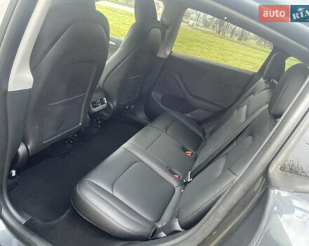 Серый Тесла Model Y, объемом двигателя 0 л и пробегом 41 тыс. км за 27300 $, фото 14 на Automoto.ua