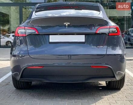 Серый Тесла Model Y, объемом двигателя 0 л и пробегом 4 тыс. км за 30000 $, фото 6 на Automoto.ua